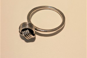 Ring 925Kt silber, Knoten 28,--€